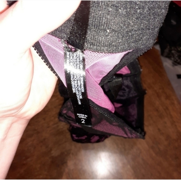 Torrid bralette size 2 - Picture 2 of 3